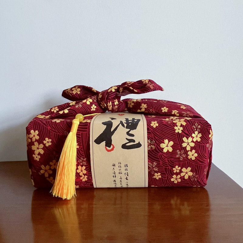 Носовой платок в японском стил – обзор и цена Furoshiki